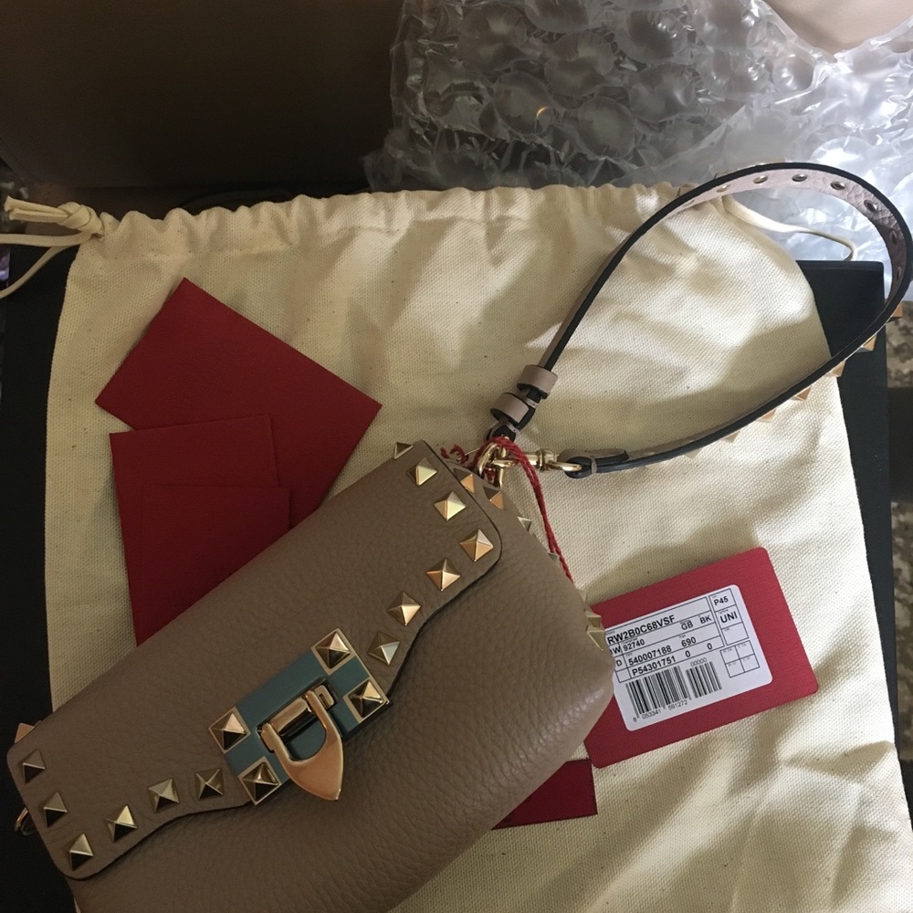 Valentino Garavani Mini Rockstud Leather Crossbody - Picture 7 of 7